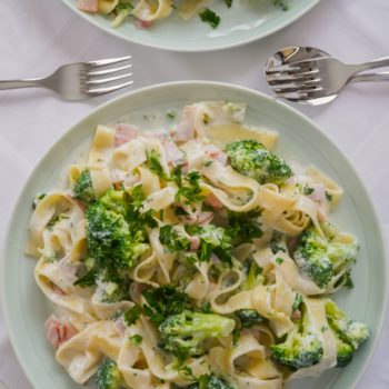 spaghetti and broccoli dinner